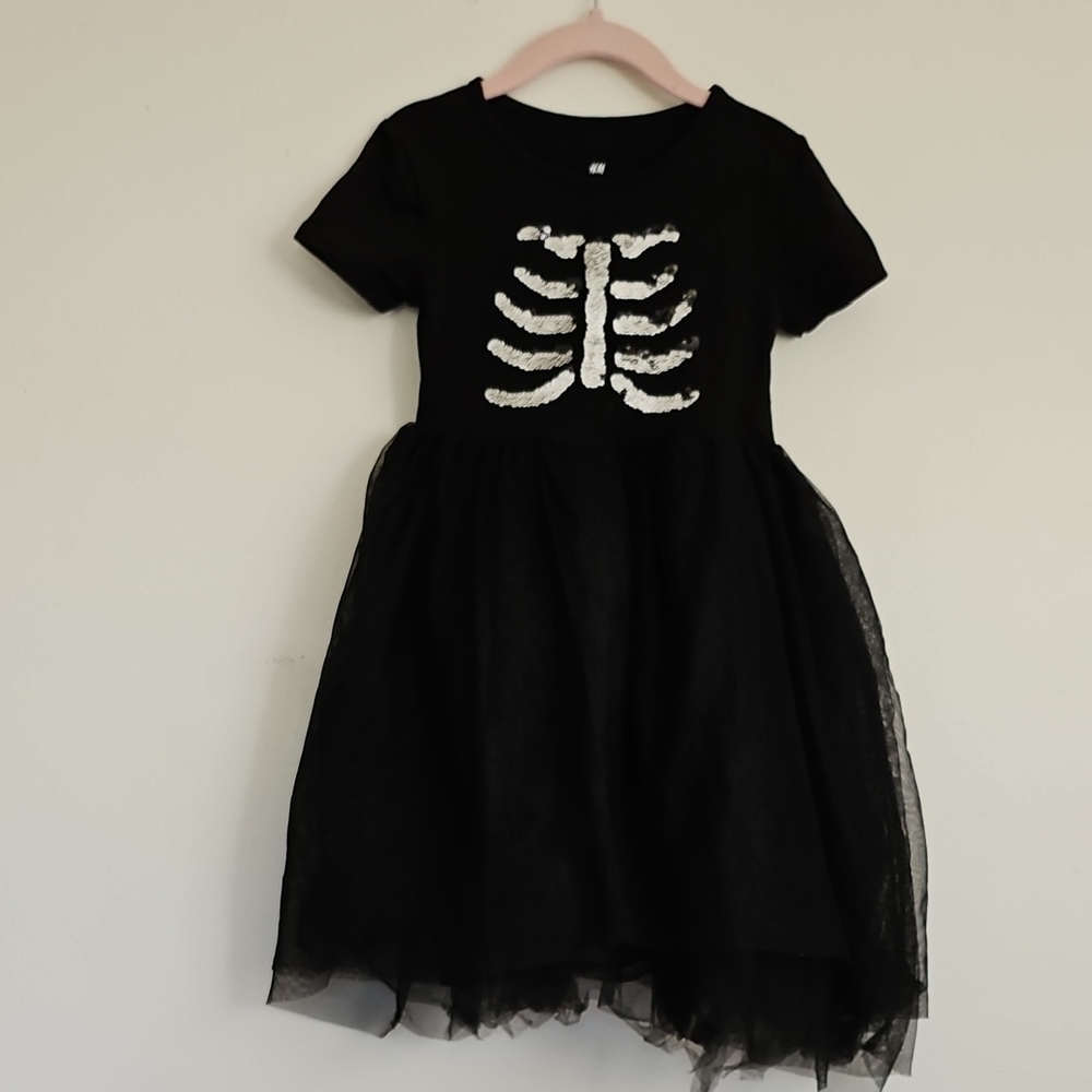 H&M Spooky Bundle